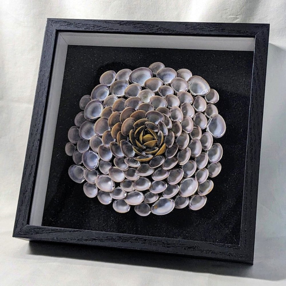 8"x8" Purple Shell Flower